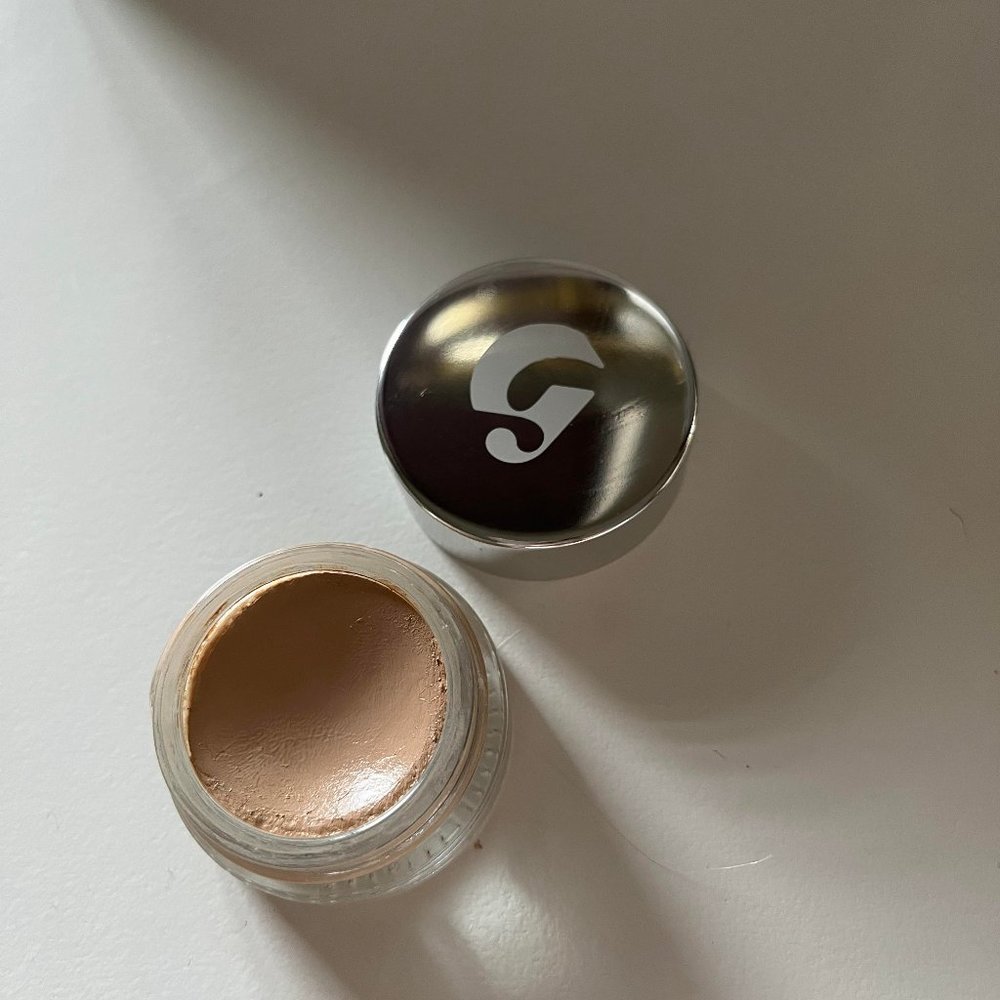 glossier stretch concealer g11